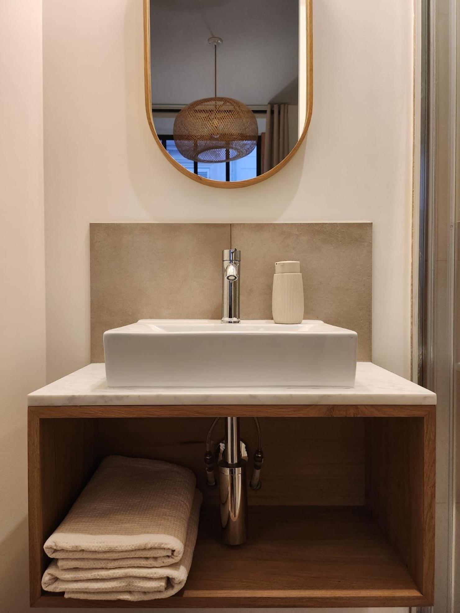 Apartment 3 Pieces Refait A Neuf Par Architecte !
